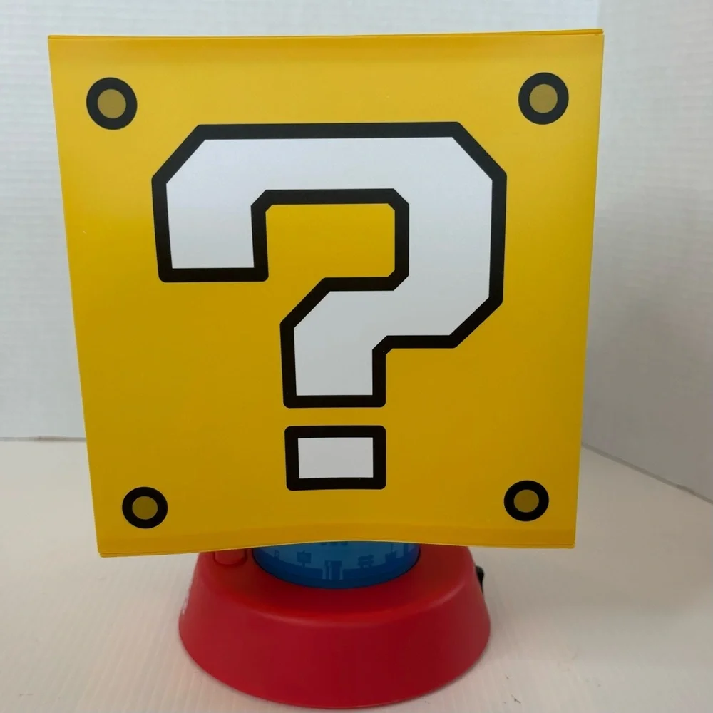 Paladone Super Mario Bros Icon Lamp with 3 Brightness Settings and Auto Shut Off